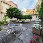 Hotel White Lion