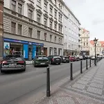 Urban Apartment Skorepka