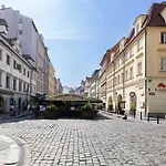 Luxury 2 Bedroom Apartment With Ac In The Old Town