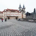 Luxurious Two-Bedroom In The Old Town