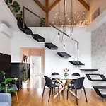 Turnkey I Vineyard Terrace Apartments