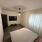 Byt Apartman 72M2 Private Garden Parking Free