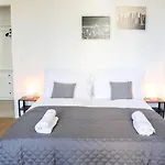 Rose Suites And Rooms