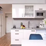 Turnkey I Charles Square Apartments