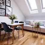 Turnkey I Charles Square Apartments