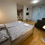 Apartments In Residence Garden Towers