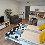 Comfort Flat With Great Location