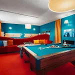 Private Hostel Casino Royal