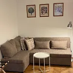 Apartment Slavikova 11