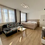 Smarty Choice Flat With Deluxe Kitchen