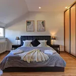 Beautiful Apartment Dlouha