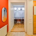 Celebration Flat By Ruterra