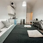 Elso Apartments
