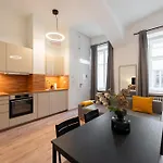 Eclectic And Design Duplex In Prague