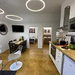Karlin Oasis 2-Bedroom Apartment