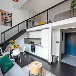 Loft Spacious Apartments In Prague