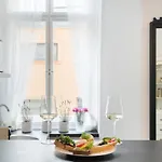 Wenceslas Square / Main Station - New Studio*****