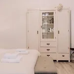 Wenceslas Square / Main Station - New Studio*****