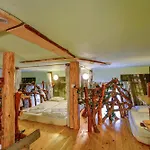 Artharmony Pension & Hostel