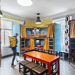 Hostel Elf