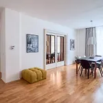 Unique Old Town Apartments At Palace Dlouha
