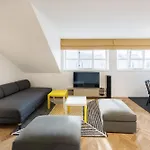 Veleslavin Apartments