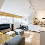 Veleslavin Apartments
