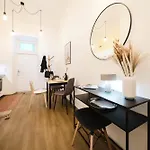 Prague Days - Sunlit 1Bdr Apartments - Netflix - Central Yet Quiet - New Town