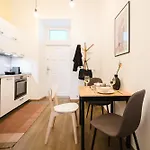 Prague Days - Sunlit 1Bdr Apartments - Netflix - Central Yet Quiet - New Town