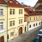 Teytz Apartments