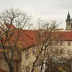 Selinor Old Town Apartments