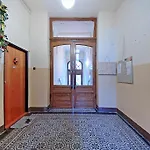 Italska One Apartment