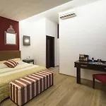 Luxury Apartments Pricna