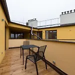 Avenue Apartments