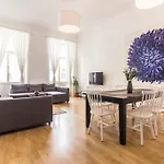 Mighty Prague Apartments Truhlarska