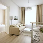 Luxury Center Apt. Charles Bridge Walking Distance