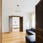 Apartments Tesnov