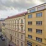 Air Conditioned Terrace Apartment Prague