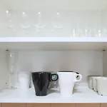 Modern Apartment Krakovska