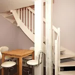 Marylin Monroe Private Rooms