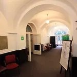 Hostel Hlavkova