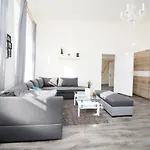 Beautiful Apartments Mala Strana