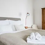 Cozy Quiet Studio At Charles Bridge