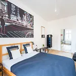Lily\'S Prague Apartment - 5 Minutes To Charles Bridge