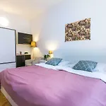 Art Apartments Prague II