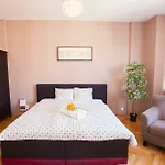 Lovely Apartment In Prague Center