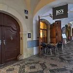 Romantic Apartment Prague Near Charles Bridge