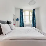 Jt\'S Apartments Navratilova Str.
