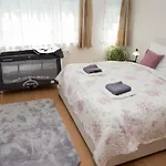 Apartment Prosek