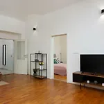 City Center Cozy Apartments